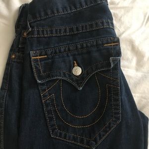 TRUE RELIGION JEANS SIZE 32